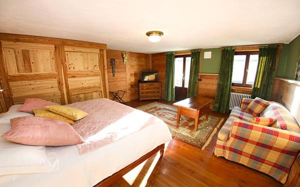 ואלטורננקה Art Hotel Grandes Murailles מראה חיצוני תמונה